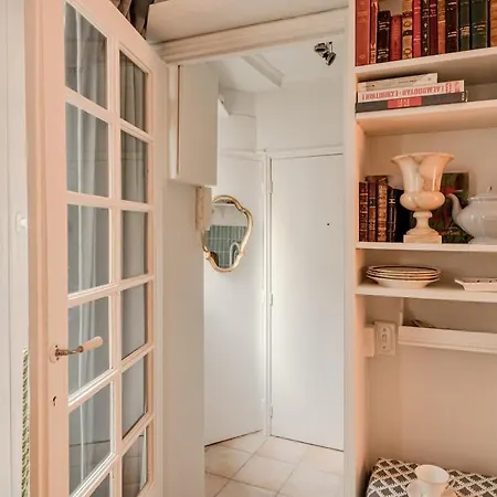 Le Des Reveurs * Paris